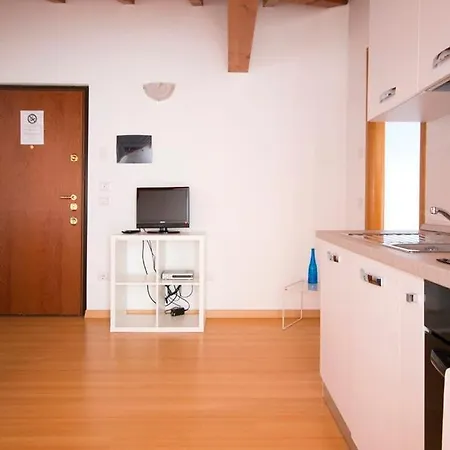 Attic For6 Domaso